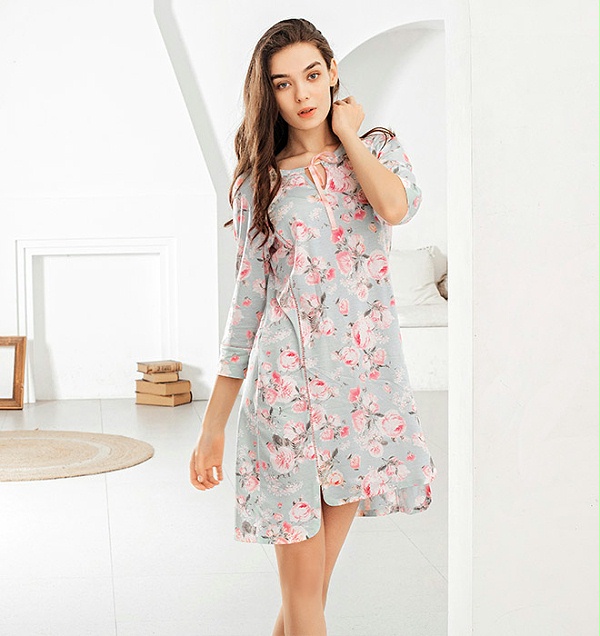 夏日花香系列女式连衣裙CJ9113L1展示