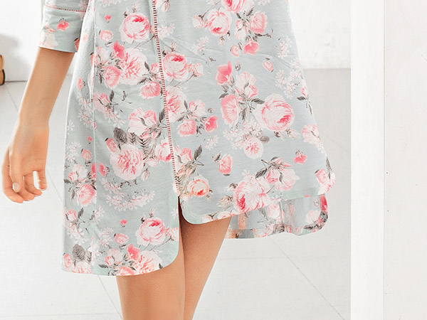 夏日花香系列女式连衣裙CJ9113L1展示