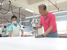 天捷内衣-企业车间生产