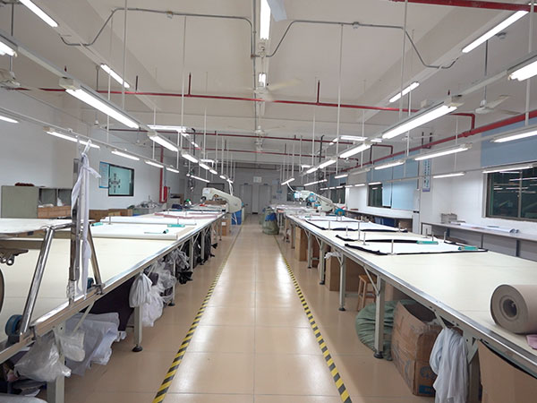 捷洋服饰-公司车间